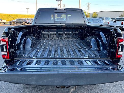 Used 2021 RAM 2500 Laramie w/ Night Edition AWD/4WD image 29