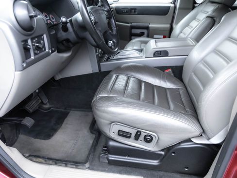 Used 2003 HUMMER H2 Luxury w/ Preferred Equipment Group image 10