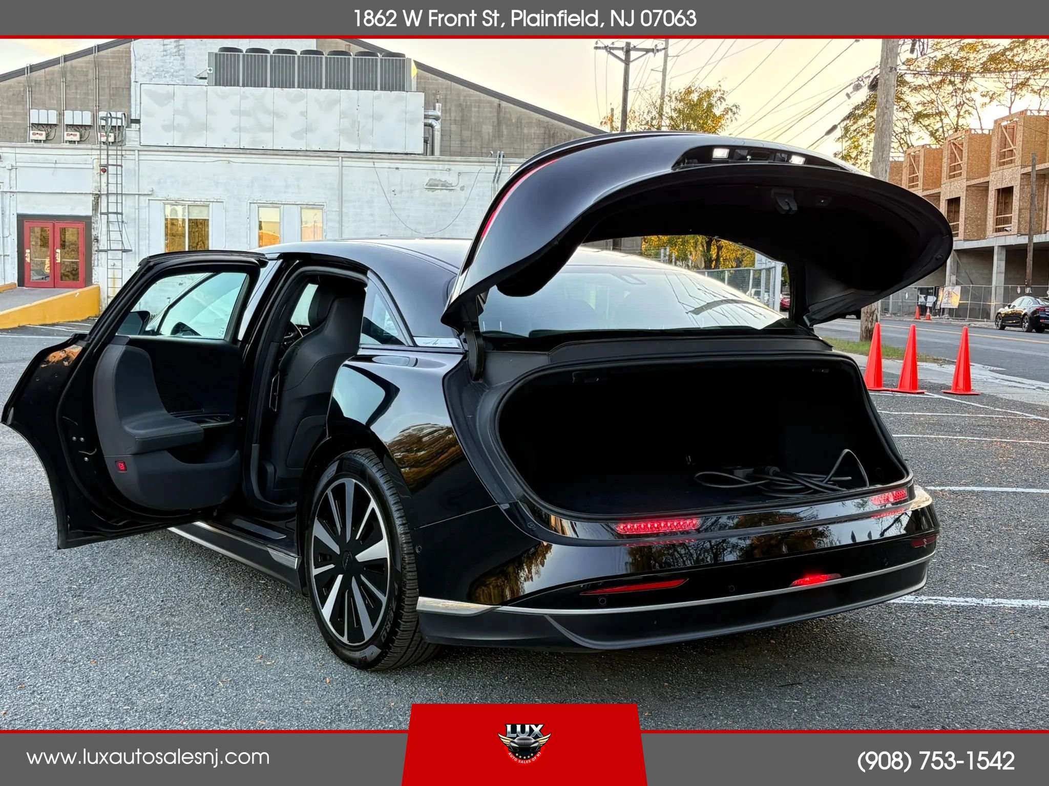 Used 2023 Lucid Air Pure AWD/4WD image 26