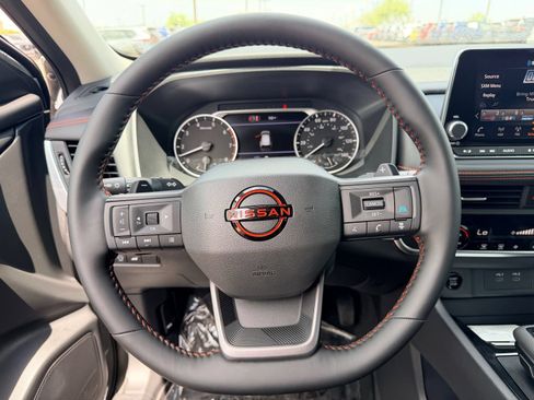New 2026 Nissan Rogue SV AWD/4WD image 17