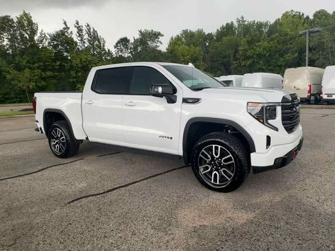 Certified 2026 GMC Sierra 1500 AT4 w/ AT4 Premium Package AWD/4WD image 2