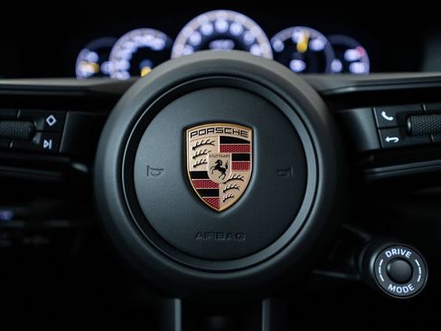 Used 2026 Porsche 911 GT3 RWD image 35