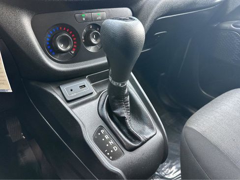Used 2019 RAM ProMaster City Tradesman SLT FWD image 26