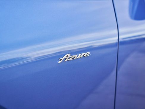 Used 2023 Bentley Continental GT Azure image 8