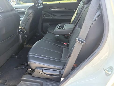 Used 2023 INFINITI QX60 Sensory w/ Cargo Package AWD/4WD image 16