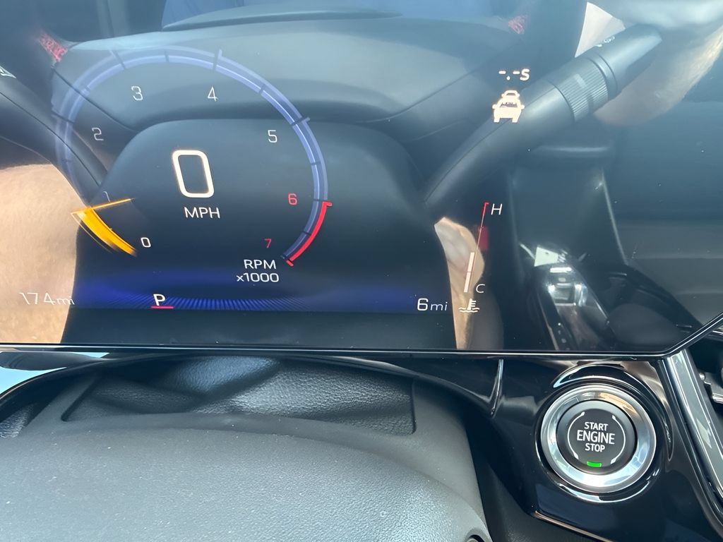New 2026 Chevrolet Trax RS w/ Sunroof Package FWD image 22