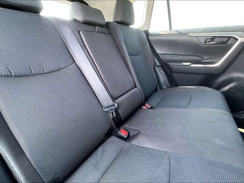 Used 2025 Toyota RAV4 LE AWD/4WD image 26