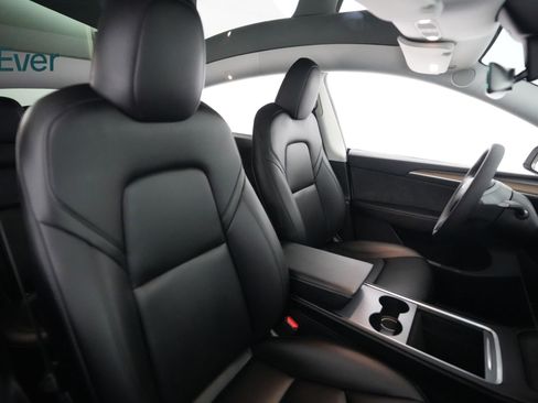 Used 2024 Tesla Model Y Performance AWD/4WD image 23