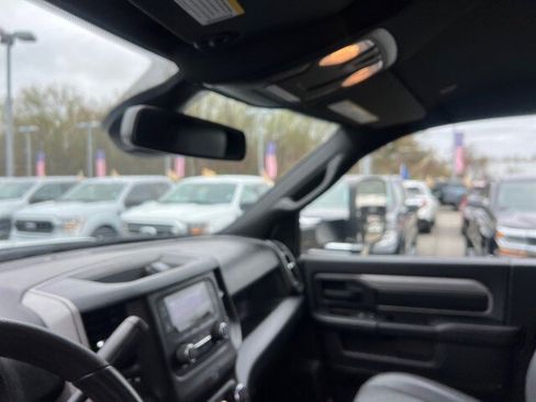 Used 2021 RAM 5500 Tradesman image 22