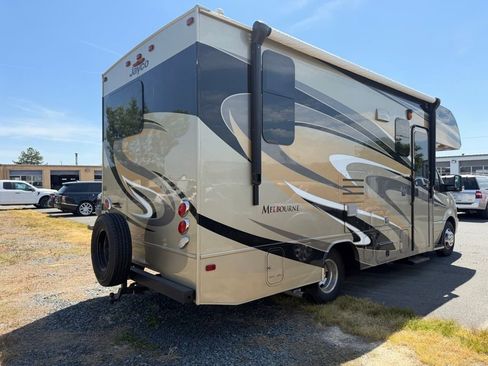 Used 2016 Mercedes-Benz Sprinter 3500 image 4