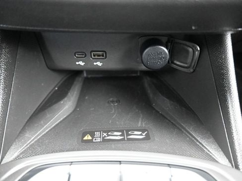 Used 2024 Buick Envista Preferred w/ Convenience I Package image 21