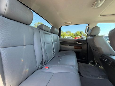 Used 2010 Toyota Tundra Limited RWD image 18