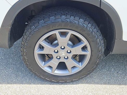 Certified 2024 Honda Passport TrailSport image 4