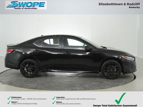 Used 2025 Nissan Sentra SR w/ Midnight Edition image 3