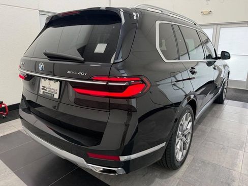 Used 2023 BMW X7 xDrive40i AWD/4WD image 2