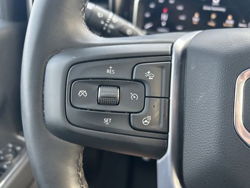 Used 2025 GMC Sierra 2500 SLT w/ SLT Premium Package image 28