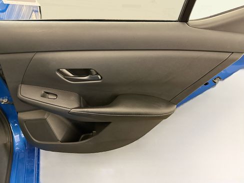 Used 2024 Nissan Sentra SV image 30