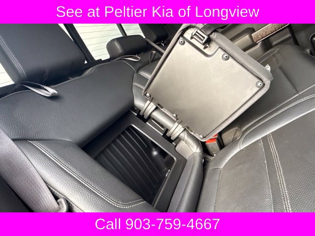 Used 2023 GMC Sierra 2500 Denali w/ Technology Package AWD/4WD image 12