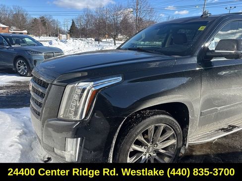 Used 2019 Cadillac Escalade ESV Luxury w/ Escalade Sport Edition image 2