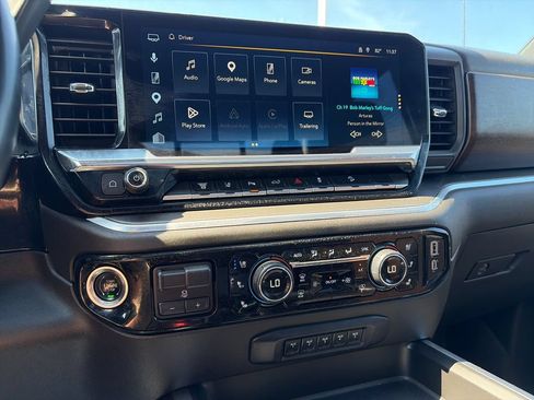Used 2024 Chevrolet Silverado 3500 High Country w/ High Country Premium Package AWD/4WD image 22