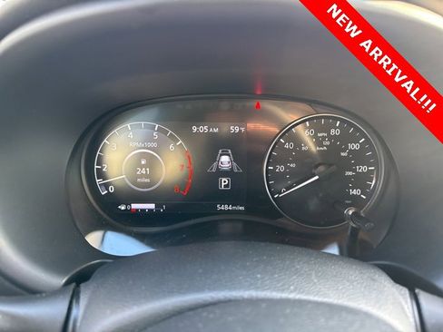 Certified 2024 Nissan Kicks SR image 10