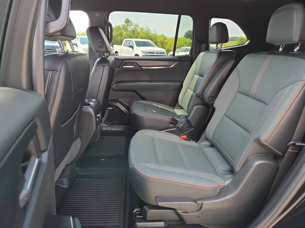 Certified 2024 GMC Acadia AT4 w/ Luxury Package AWD/4WD image 29