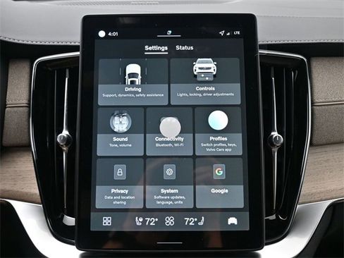 New 2026 Volvo XC90 B6 Ultra image 16