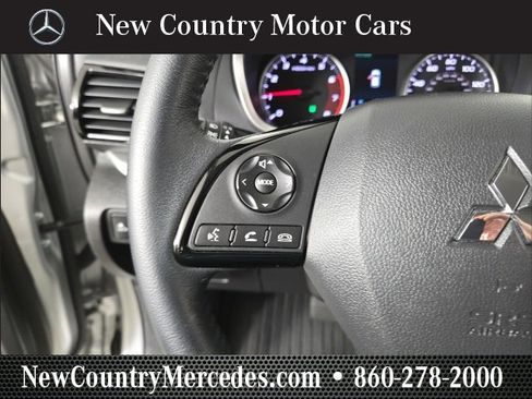 Used 2022 Mitsubishi Eclipse Cross SE image 19