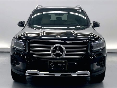 Used 2025 Mercedes-Benz GLB 250 image 7