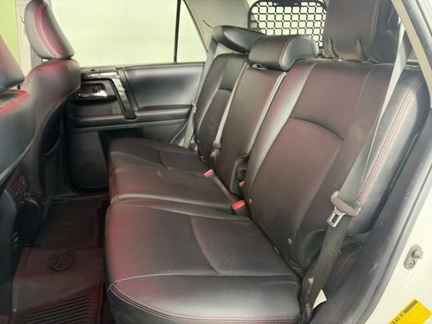Used 2019 Toyota 4Runner TRD Off-Road Premium AWD/4WD image 13