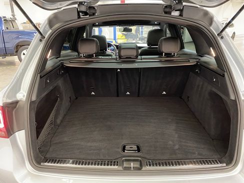 Used 2021 Mercedes-Benz GLC 300 4MATIC image 13