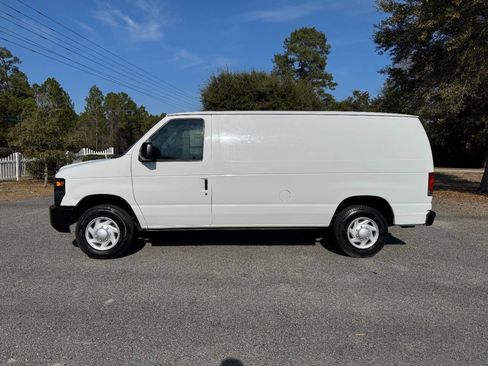 Used 2011 Ford E-150 and Econoline 150 E 150 3dr Cargo Van w/ PWR Group image 3