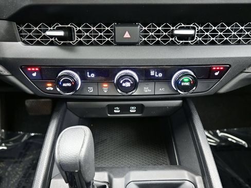 Used 2023 Honda Accord EX image 46