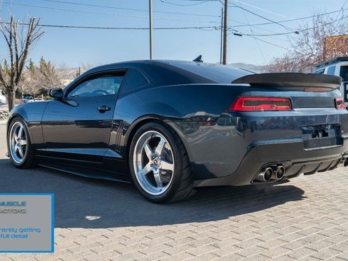 Used 2014 Chevrolet Camaro SS image 2