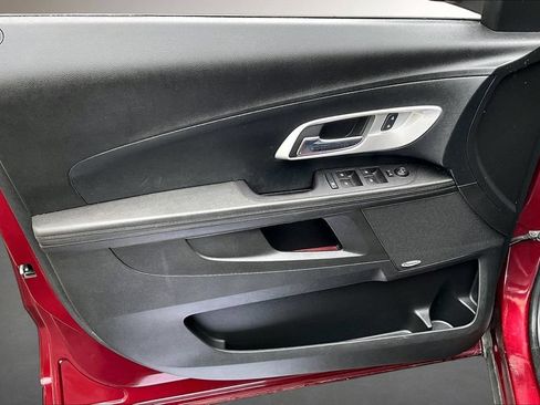 Used 2017 Chevrolet Equinox Premier w/ Enhanced Convenience Package AWD/4WD image 19