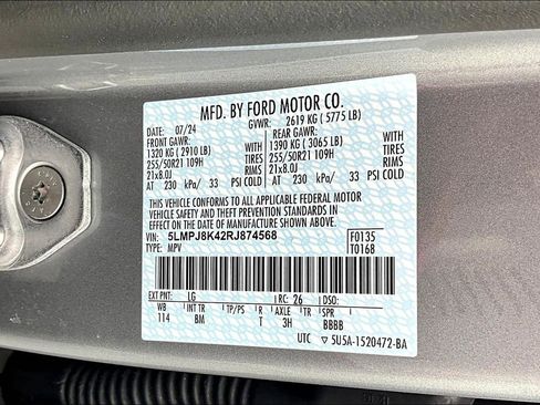 Used 2024 Lincoln Nautilus Reserve image 35