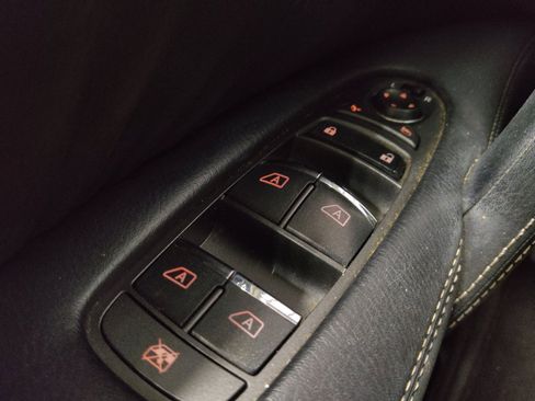 Used 2019 Nissan Armada Platinum w/ Captain's Chairs Package RWD image 27