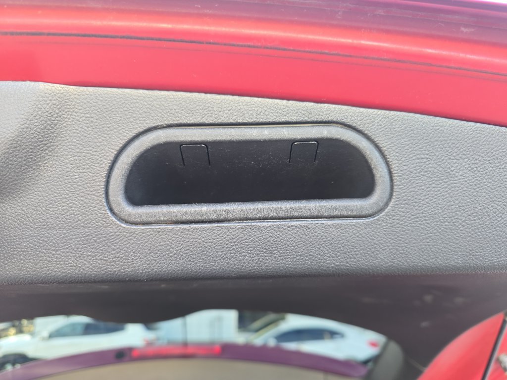 Used 2017 Buick Encore Essence AWD/4WD image 13