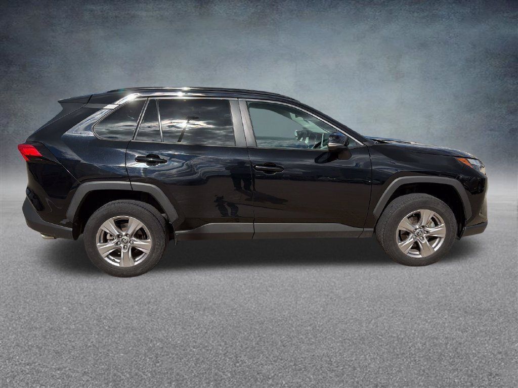 Used 2023 Toyota RAV4 XLE w/ Convenience Package AWD/4WD image 6