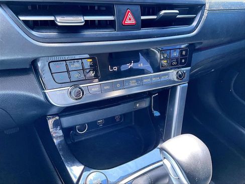 Used 2024 Kia Seltos EX AWD/4WD image 31