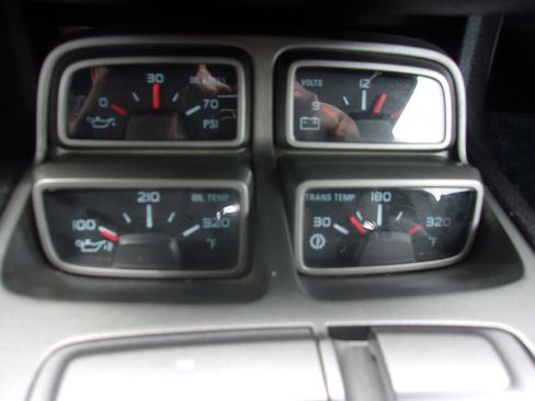 Used 2014 Chevrolet Camaro SS RWD image 16
