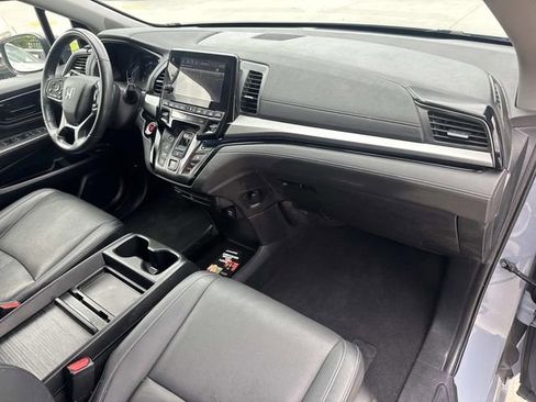 Used 2024 Honda Odyssey Touring image 13