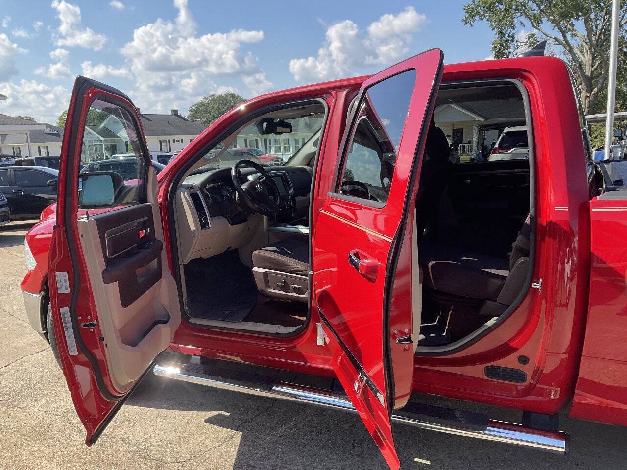 Used 2015 RAM 1500 Big Horn AWD/4WD image 9