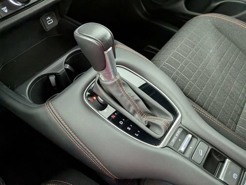Used 2024 Honda HR-V Sport image 20