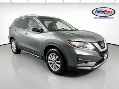 Used 2018 Nissan Rogue SV w/ Premium Package