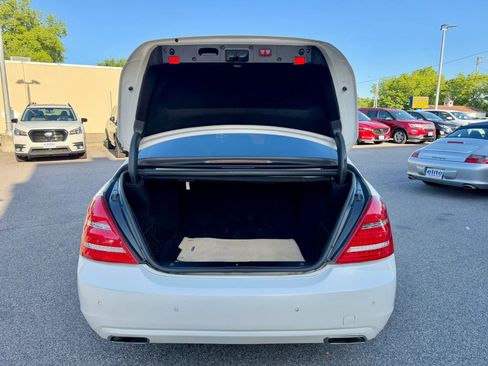 Used 2010 Mercedes-Benz S 550 4MATIC image 12