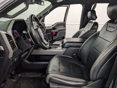 Used 2017 Ford F150 Raptor w/ Equipment Group 802A Luxury AWD/4WD image 17