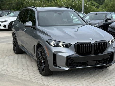 Used 2026 BMW X5 xDrive40i w/ M Sport Package AWD/4WD image 8