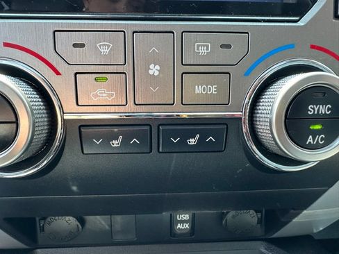 Used 2016 Toyota Tundra Limited RWD image 19