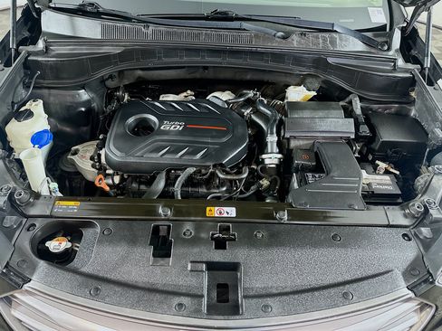 Used 2017 Hyundai Santa Fe Sport 2.0T FWD image 32
